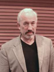 Simon Callow