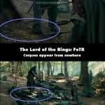 The Lord of the Rings: The Fellowship of the Ring mistake picture